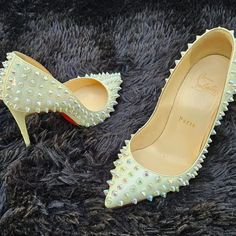 Christian Louboutin Paris Women Heel Pump Sandal Stud Shoe Size 34.5 Made Italy Brand: Christian Louboutin Made In Italy Color: Off-White (Cream) Size: 34.5 (4.5us) Heel Height: 4 Inches Material: Leather Pre Owned: Used Condition. See Photos For The Condition. Sign Of Wear On The Heel And Tow. 100% Authentic. Shoes Only, No Box. Women Heel, Studded Shoes, Paris Woman, Pump Sandals, Christian Louboutin Shoes, White Cream, Womens Heels, Pumps Heels, Shoes Women Heels