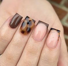 Short Nails Ideas Fall Winter, Square Nail Designs Autumn, Fall Nails Shorties, Fall Nail Inspo Short Simple, Cute Short Square Nails Winter, Short Autumn Nails Square, Short Square Croc Nails, Fall Mani And Pedi Combos, Nail Idea Short Square