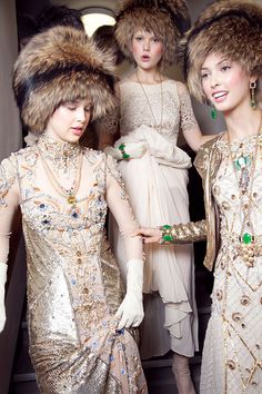 Temperley London, Russian inspired design. Winter collection. Fur. Fashion in Russian style Russian Inspiration, High Fashion Dresses, Temperley London, Russian Fashion, Beautiful Mess, Embroidery Fashion, Modern Fashion