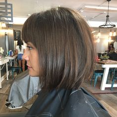 Short Bobbed Hairstyles, Medium Bob With Fringe, Bob W Bangs, Short Bob Hairstyles With Bangs, Bobbed Hairstyles, Bobbed Hairstyles With Fringe, Bangs Wavy, Shaggy Bob Haircut, Bob Hairstyles For Thick