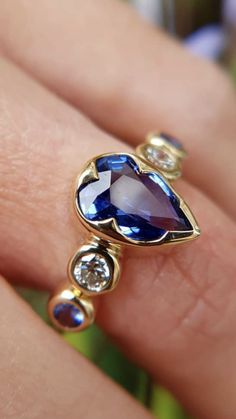 Turkish Jewelry, Blue Jewelry, Pear Shaped Diamond, Favorite Rings, Ring Ring, Vintage Jewellery, Glass Jewelry, Unique Rings, Luxury Jewelry