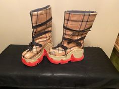 Swear London Rare Burberry Boots. Worn, but excellent condition. Size EU 40. Swear London, London Boots, Burberry Boots, Boots Shoes, Burberry, Shoe Boots, Art Collection, Bathing Beauties, Electronic Accessories