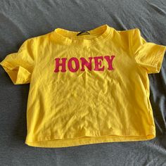 Never Worn New Without Tags. Smoke Free Home Yellow Short Sleeve Hip Hop Top, Casual Yellow Cropped Crop Top, Yellow Crop Top With Built-in Bra For Summer, Fitted Yellow Crop Top With Built-in Bra, Forever 21 Trendy Yellow Crop Top, Crop Top Shirt, Crop Top Shirts, Shirt Color, Top Shirt