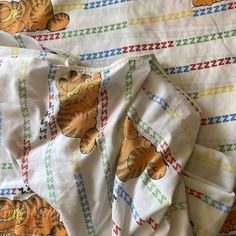 Vintage 1978 Garfield Twin Bedsheet Sheet Set
Zzz
1978 
Twin size 
Flat sheet and fitted sheet
Gently used 1978 Garfield, Flat Sheets, Soft Furnishings, Fitted Sheet, Sheet Sets, Room Inspo, Bed Sheets, Twins