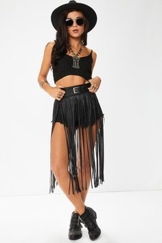 Rafella Black Faux Leather Fringe Belt Summer Festival Style, Hard Summer Festival Outfit, Hard Summer Festival, Boho Festival Outfit, Summer Festival Fashion, Hard Summer, Coachella Looks, Edm Festival Outfit