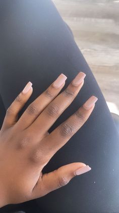 Natural Nail Designs On Dark Skin, Short Acrylic Nails On Dark Skin, Simple Nails For Dark Skin, Nails Design On Dark Skin, French Manicure Dark Skin, Nails For Dark Hands, Nail Art For Dark Skin Tone, Pedicure Colors For Dark Skin