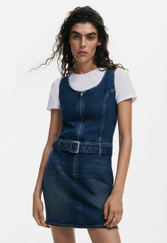 Desigual Jeanskleid - dark blue/dunkelblau - Zalando.at Michael Kors Coats, Womens Denim Dress, Family Women, Tall Jeans, Sneaker Dress Shoes, Dress Belt, Maternity Shops, Boots And Sneakers, Men's Beauty