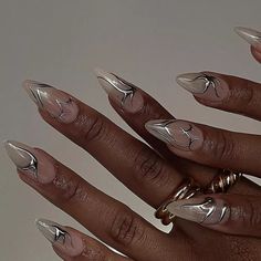 Silver French manicures are all over our feedScroll through 22 eye-catching silver French nail ideas inside. Silver French Manicure, Chrome Designs, Chrome Nails Designs, Metallic Nails, Dark Nails, Silver Nails, Prom Nails, Funky Nails, Manicure E Pedicure