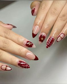 Almond Nails Designs Simple Ideas, Fall Nails Pattern, Trending Nails Designs 2024, Almond Nails Ideas Fall 2024, Almond Nails Designs Fall Simple, Autumn Almond Nails Design, Fall Nail Inspo Simple, Warm Nail Designs, Nails 2024 Simple