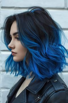 Beautiful Hair Dye Ideas, Bottom Half Colored Hair, Hair Colour Dye Ideas, Hair Blue Color Ideas, New Trending Hair Colors, Funky Dark Hair Color, Fall Colorful Hair Ideas, Dark Hair Color Ideas Short Hair, Purple Hair Inspo Short