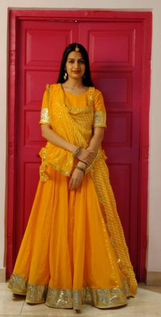 Yellow Rajputi Poshak, Traditional Kurti, Rajasthani Bride, Haldi Dress, Rajasthani Dress, Rajputi Dress, Simple Lehenga