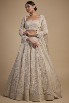 Engagement Lehengas, Indian Wedding Reception Outfits, Lehenga Inspiration, Latest Bridal Lehenga Designs, Engagement Lehenga, Bridal Lehenga Designs, Simple Lehenga, White Lehenga, Latest Bridal Lehenga