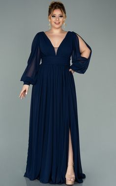 Shop Chiffon V-neck Long Sleeve Front Split Pleated Evening Plus Size Dress Online. Dorris Wedding offers tons of high quality collections at affordable prices. Free shipping Now! Plus Size Evening Dress, Plus Size Ball Gown, Formal Wedding Guest Dress, Long Summer Dresses Maxi, Evening Dresses Plus Size, Chiffon Gown, Elegant Dresses Long, Chiffon Long Sleeve, Gala Dresses