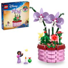 Got a passion for design? Celebrate it with Isabela's Flowerpot inspired by Disney's Encanto! Unbox this LEGO buildable toy display set and create a basket flowerpot with Isabela's favorite orchids, a cactus and a surprise inside. Open the basket to discover a delightful room with a bed, lantern, more flowers and a picture of sisters Mirabel and Isabela. Explore the space, then imagine all the stories you can tell with Isabela's Disney mini-doll figure! Hidden Room, Lego Disney Princess, Flower Toy, Disney Encanto, Lego Construction, Engage Kids, Toy Display, Disney Gift, Like Art