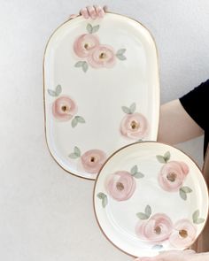 Orchard Blossom Oval Platter & Orchard Blossom Serving Bowl by Robert Gordon Pottery. Made in Melbourne by skilled craftspeople Painting Pottery Plates, Robert Gordon, Painted Ceramic Plates, Pottery Lessons, Cerámica Ideas, Born Again, Handmade Ceramics Vase, Hand Painted Plates