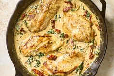 Tuscan Chicken Is the "Most Delicious" Dinner of All Time, Says Everyone Who's Tried It Creamy Tuscan Chicken Recipe, Tuscan Garlic Chicken, Creamy Parmesan Sauce, Tuscan Chicken, Simply Recipes, Full Meal Recipes, Ww Recipes, Tortellini, Cooking Dinner