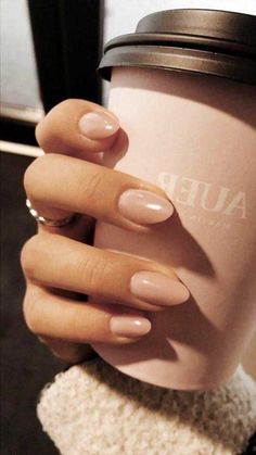 Nail Pinterest, Glitter Nails Acrylic, Gel Nails At Home, Light Pink Nails, Pinterest Design, Almond Shape Nails, Fall Acrylic Nails, Short Acrylic Nails, Ombre Nails