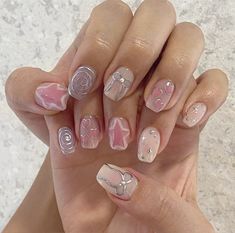 Easy Pink Gel Nails, Cute Nails For Girlfriend, Nail Art Pink And Silver, Blush Nails With Chrome, Short Nail Inspo Korean, Pink Short Gel Nail Designs, Short Nail Designs Charms, Short Korean Nail Art, Nail Inspo Pink Short