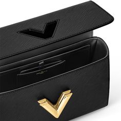 LOUIS VUITTON® - Twist Mm - Black Black Louis Vuitton, Louis Vuitton Official, Bag Luxury, Louis Vuitton Twist, Black Leather Handbags, Color Dorado, Khaki Green, Luxury Handbags, Cowhide Leather