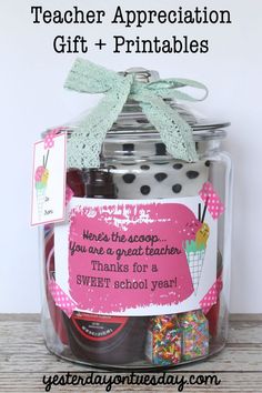 teacher appreciation gift and printables in a jar