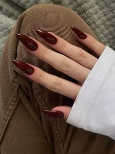 #pinterest #red #inspiration #art #nails #nailart Kutek Disney, Wine Nails, Maroon Nails, Nagel Tips, Cherry Nails, Grunge Nails, Casual Nails, Burgundy Nails