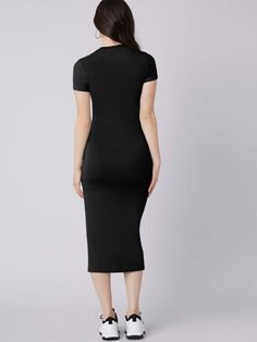 SHEIN Mulvari Vestido ajustado unicolor | SHEIN USA Fitted Longline Dress, Solid Fitted Longline Dress, Fitted V-neck Plain Midi Dress, Fitted Solid Black Midi Dress, Fitted Knee-length Plain Dress, Plain Fitted Knee-length Dress, Black Fitted Longline Dress, Fitted Longline Dress For Work, Fitted Workwear Dress With Longline Design