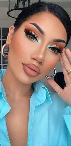 Fun Party Makeup Looks, Bold Bridal Makeup For Blue Eyes, Creative Eye Makeup Colorful, Mekap Mata, Smink Inspiration, Makijaż Smokey Eye, Eye Makeup Designs, Colorful Eye Makeup, Makeup Eye Looks