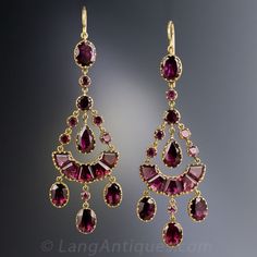 Gaun Abad Pertengahan, Bijoux Art Nouveau, Georgian Jewelry, Pink Stones, Historical Jewellery, Antique Chandelier, Long Drop Earrings, Garnet Jewelry, Garnet Earrings