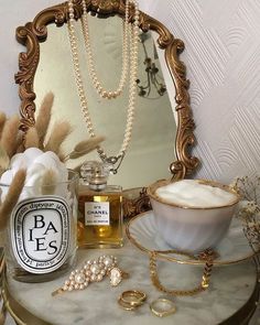 Cream Aesthetic, Gold Aesthetic, Classy Aesthetic, Beige Aesthetic, Jewelry Photography, Old Money Aesthetic, Brown Aesthetic, A Mirror, Room Aesthetic