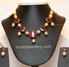 South Indian Jewellery Jhumkas, South Jewellery, Ruby Jewelry Necklaces, Latest Jewellery Designs, South Sea Pearl Necklace, Gold Jewelry Simple Necklace, Black Beaded Jewelry, Antique Gold Jewelry