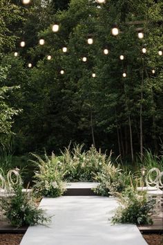 Outdoor Wedding Backdrops, Ceremony Decorations Outdoor, Courtyard Wedding, Wedding Alters, Wedding Backdrops, Dream Wedding Decorations, Cottage Wedding, Dream Wedding Venues