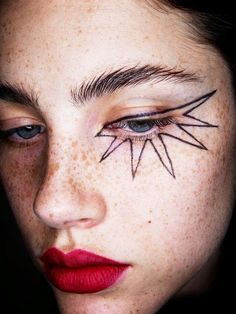 Editorial Make-up, Funky Makeup, Graphic Makeup, Smink Inspiration, Graphic Liner, Skull Makeup, Festival Makeup, Eye Makeup Art, Editorial Makeup