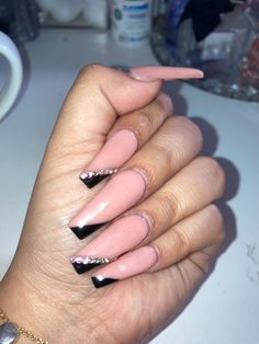 Half french tip black nude nails with diomands Half French Tip Nails, Black Nude Nails, French Tip Black, Black And Nude Nails, Bday Nails, Brown Acrylic Nails, Ten Nails, Nail Water Decals, Nail Decor