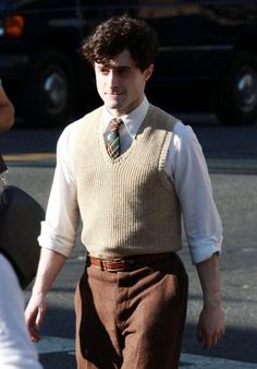 Formal Sweater Vest Outfit Men, Harry Potter Outfit Ideas Men, Daniel Radcliffe Kill Your Darlings, Sweater Vest Outfit Mens, Star Pics, Kill Your Darlings, Nerd Outfits