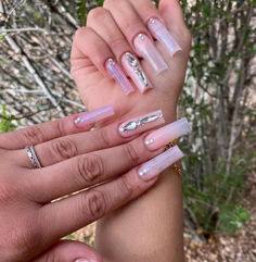 50 Simple and Elegant Rhinestone Nail Ideas Acrylic Nails Coffin Ombre, Nailart Glitter, Matte Pink Nails, Pink Glitter Nails, Ombre Nails Glitter, Blue Acrylic Nails, Ombre Acrylic Nails, Glow Nails