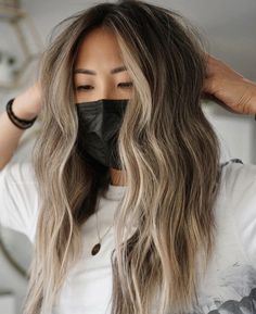 Hair Color Idea For Asian Skin, Summer Asian Hair, Lived In Blonde On Dark Hair, Bold Hair Color Ideas For Brunettes, Balayage Pale Skin, Brunette Balayage Hair Ashy, Light Brown Hair With Dimension, Asian Balayage Hair, Hair Roulette