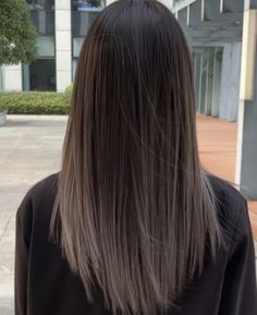 Balayage Straight Hair 2023, Ashy Brown Hair Balayage Straight, Shadow Balayage Dark Brown Ash, Dark Brown Hair With Ombre Highlights, Balayage For Dark Brown Hair Straight Medium, Ashy Grey Balayage Brunette, Ash Brown Balayage Straight Hair, Ashy Ombre Hair, Ash Brown Hair Color Balayage