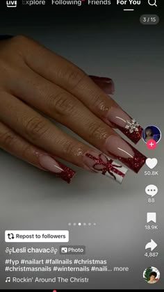 Starbucks Nails, Red And Gold Nails, Halloween Acrylic Nails, Red Christmas Nails, Hard Nails, Holiday Nail Designs, Christmas Nails Easy, Girly Acrylic Nails, Seasonal Nails