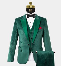 Emerald Green Velvet Tuxedo | Gentleman's Guru Green Velvet Tuxedo, Green Velvet Suit, Velvet Tuxedo Jacket, Green Suit Men, Gold Tuxedo, Homecoming Outfits For Guys, Best Wedding Suits, Velvet Tuxedo, Prom Suit