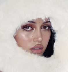 cindy kimberly ♥ @wolfiecindy on instagram Cindy Wolfie, Kimberly White, Winter Princess, Cindy Kimberly, Winter Makeup, Blogger Girl, Makeup For Brown Eyes, Girls Makeup, Pretty Makeup