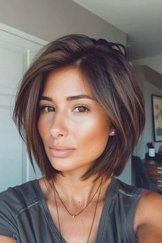 Hairstyles Model, Model Hairstyle, Rambut Brunette, Popular Short Hairstyles, Styles Braids, Haircuts For Medium Hair, Bridal Hairstyles, Great Hair, Layered Haircuts