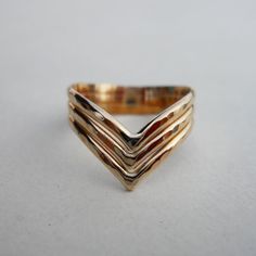 14k Gold Filled Triple Chevron V Ring Hammered Gold Spiderman, Midi Rings Silver, V Ring, Mushroom Ring, Knuckle Ring, Chevron Ring, Bridal Gold Jewellery, Small Rings, Wrap Rings