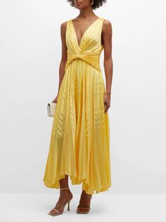 Beach Wedding Guest Attire, Black Tie Dress Code, Beach Wedding Guest, Beach Bridal Dresses, Wedding Guest Attire, Beach Wedding Guest Dress, Full Length Gowns, Yellow Midi Dress