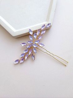 Complete your bridal hairstyle with our stunning small purple hair pin. This exquisite hair accessory is the perfect addition to enhance the bride's look on her special day. Searching for small purple hair accessories for your bridesmaids? Look no further! Our bridal hair pins is the ideal choice to add a touch of elegance to your bridesmaids' hairstyles. Designed specifically for brides, our amethyst hair pin is meticulously crafted to ensure it complements the overall wedding ensemble. Its enc Lavender And Purple Hair, Lilac Jewelry, Purple Hair Accessories, Amethyst Hair, Bridesmaids Hairstyles, Light Purple Hair, Hair Comb Bridal, Lilac Hair, Bridal Hair Piece