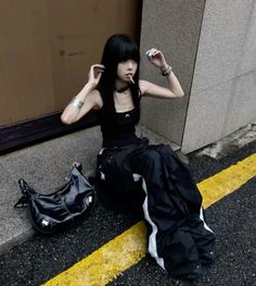 Cybergoth Outfits, Korean Fashion Grunge, Cyberpunk Outfit, Red And Black Outfits, New Rock, Grunge Style, Girly Fashion, Korean Outfits