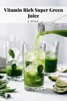 Vitamin Rich Green Juice juice greenjuice Make Your Own Juice, Kale Juice Recipes, Smoothies With Almond Milk, My Lovely Friend, Kale Smoothie, Smoothies For Kids, Juice Diet, Green Smoothies, Vegan Smoothies