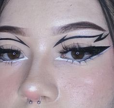 Feminine Makeup, Funky Makeup, Cute Eye Makeup, Alt Makeup, Dope Makeup, Edgy Makeup, Dark Makeup, Eyeliner Looks