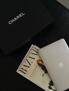 Bazaar Aesthetic, Chanel Aesthetic Vintage, Disney Characters Female, Macbook Aesthetic, Aesthetic Macbook, Characters Female, Harpers Bazar, Work Aesthetic, Chanel Aesthetic