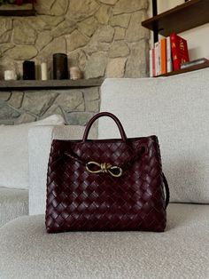 Bottega Veneta Bag Andiamo, Bottega Andiamo Bag Outfit, Bottega Tote Bag, Bottega Veneta Andiamo Bag, Bottega Veneta Aesthetic, Bottega Andiamo, Andiamo Bag, Bottega Veneta Andiamo, Bottega Bag