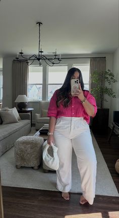 The perfect linen pants! Plus Size Ootd Ideas, Outfit Inspo Curvy Casual, Curvy Pants Outfit, Plus Size White Pants Outfit, Plus Size Simple Outfits, Outfit Curvy Elegante, Linen Pants Outfit Plus Size, Plus Size Linen Pants Outfit, Plus Size Casual Summer Outfits